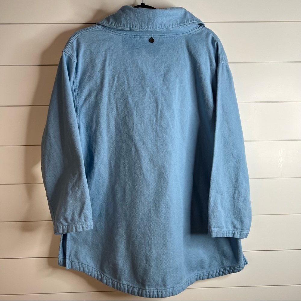 Soft Surroundings Light Blue Oval Wood Button Collar Tunic Top. Size Medium. - Picture 6 of 10